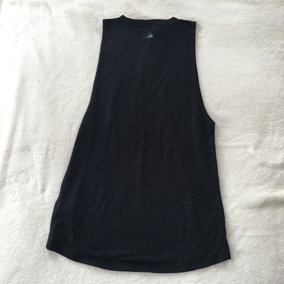 NWT Adidas fleck active tank - Picture 5 of 6